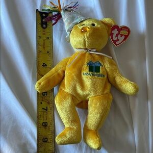 November TY birthday bear